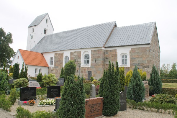Lunde Kirke (1).JPG
